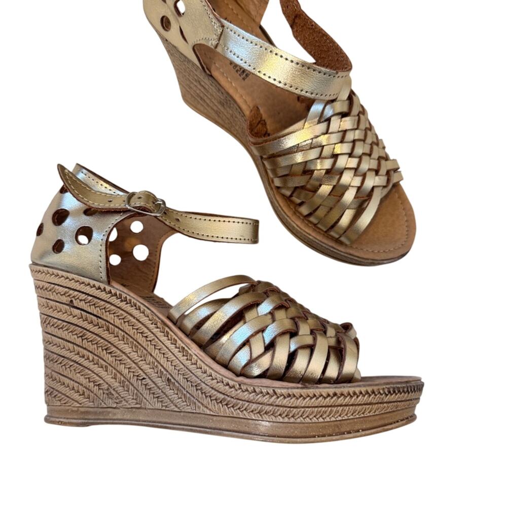 Ko-Que Gold Leather Huaraches Wedge Sandals Womens 6 Beachy Summer Casual